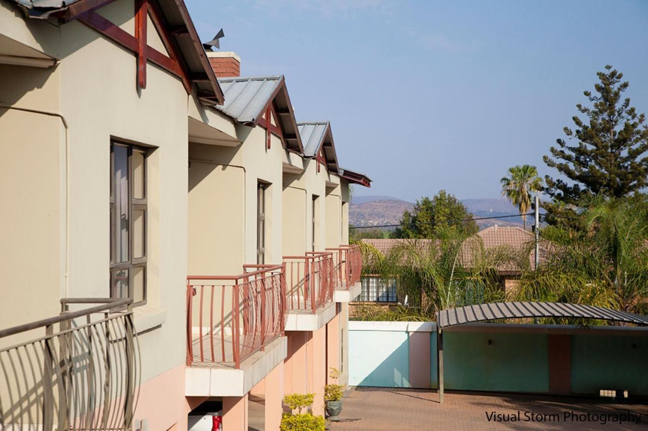 Palm Valley Inn And Day Spa Hartbeespoort Exteriér fotografie