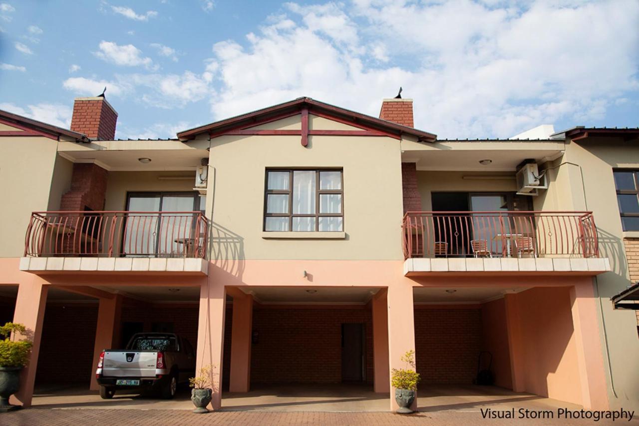 Palm Valley Inn And Day Spa Hartbeespoort Exteriér fotografie
